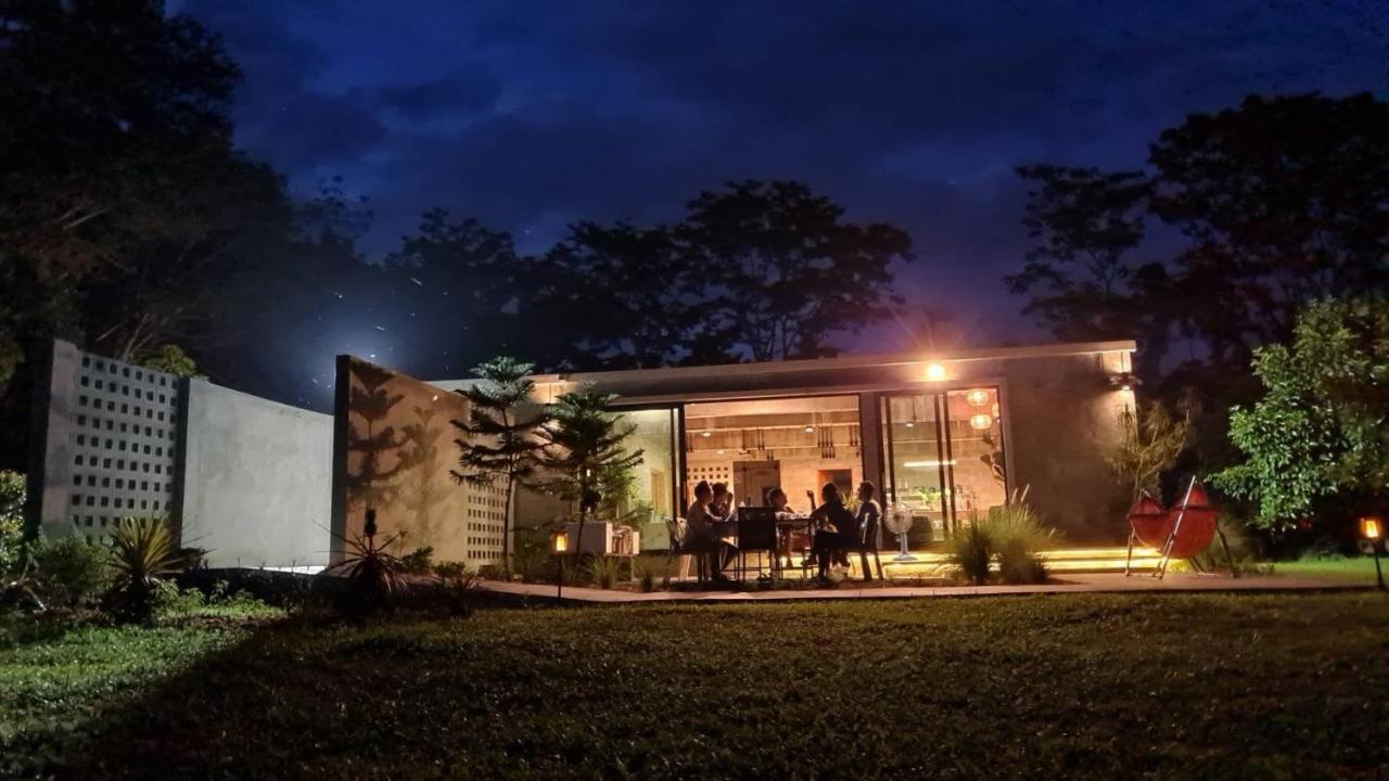 The Box Promkiri Appartement Nakhon Si Thammarat Buitenkant foto