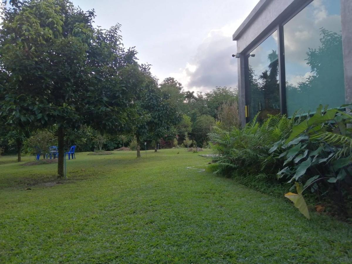 The Box Promkiri Appartement Nakhon Si Thammarat Buitenkant foto