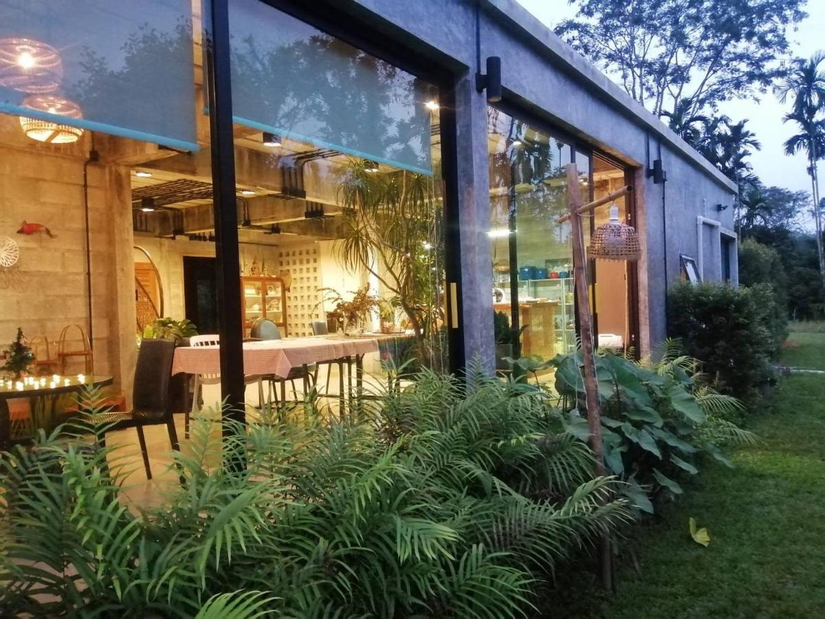 The Box Promkiri Appartement Nakhon Si Thammarat Buitenkant foto