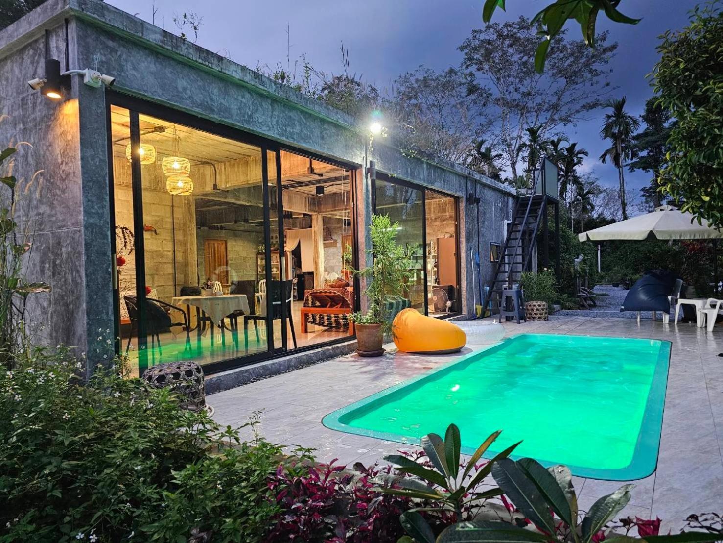 The Box Promkiri Appartement Nakhon Si Thammarat Buitenkant foto